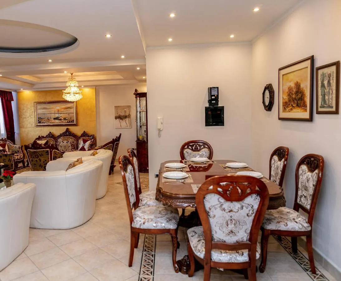 Spacious City Paradise - 3Br Apt In The Heart Of Tirana Apartment
