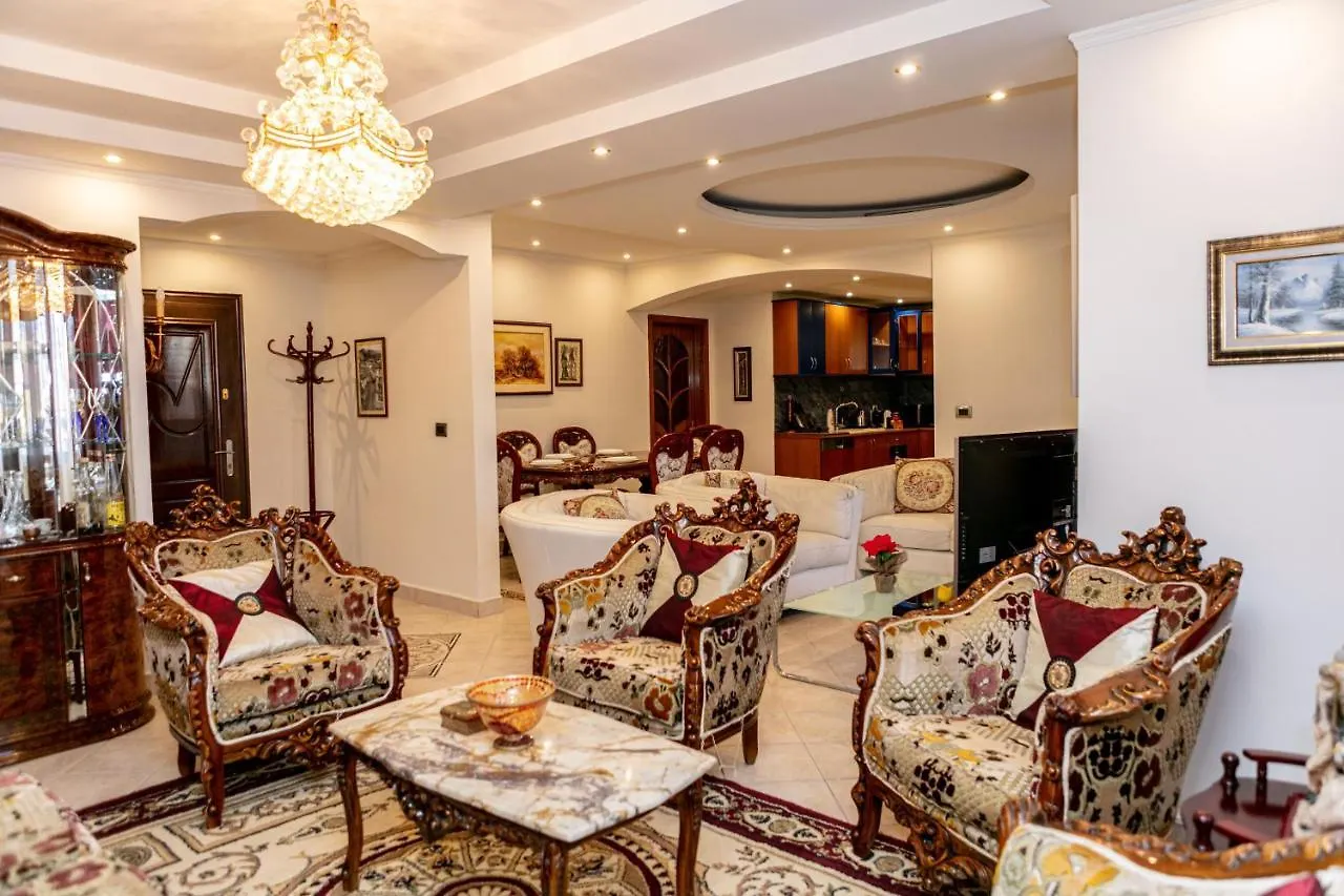Spacious City Paradise - 3Br Apt In The Heart Of Tirana 0*,